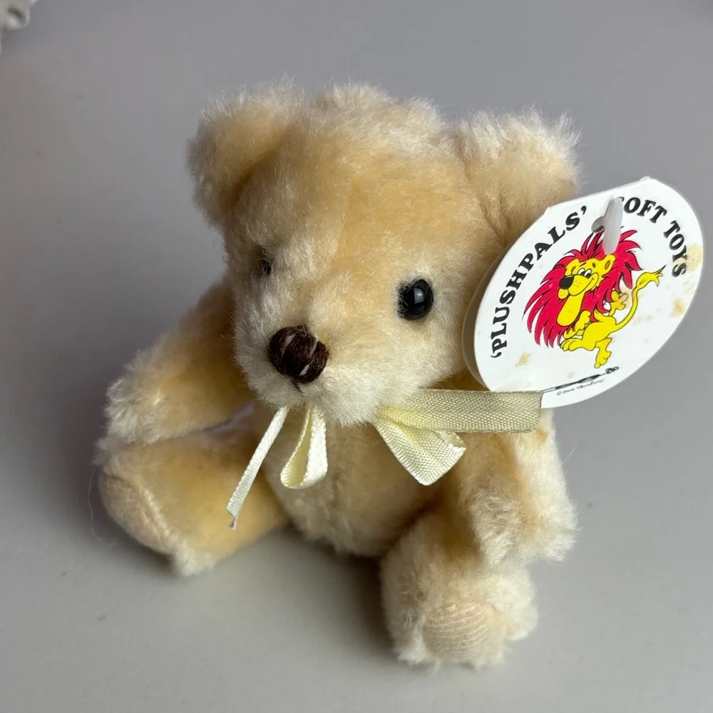 Vintage Plushpals Soft Toys Cream Teddy Bear With Posable Legs and Arms and Legs